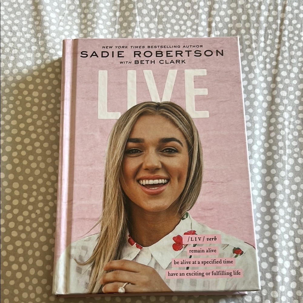 LAST CHANCE Sadie Robertson book